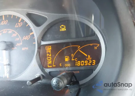 2000 Toyota Celica Gt z USA, uszkodzony, nr VIN JTDDR32T4Y0065557